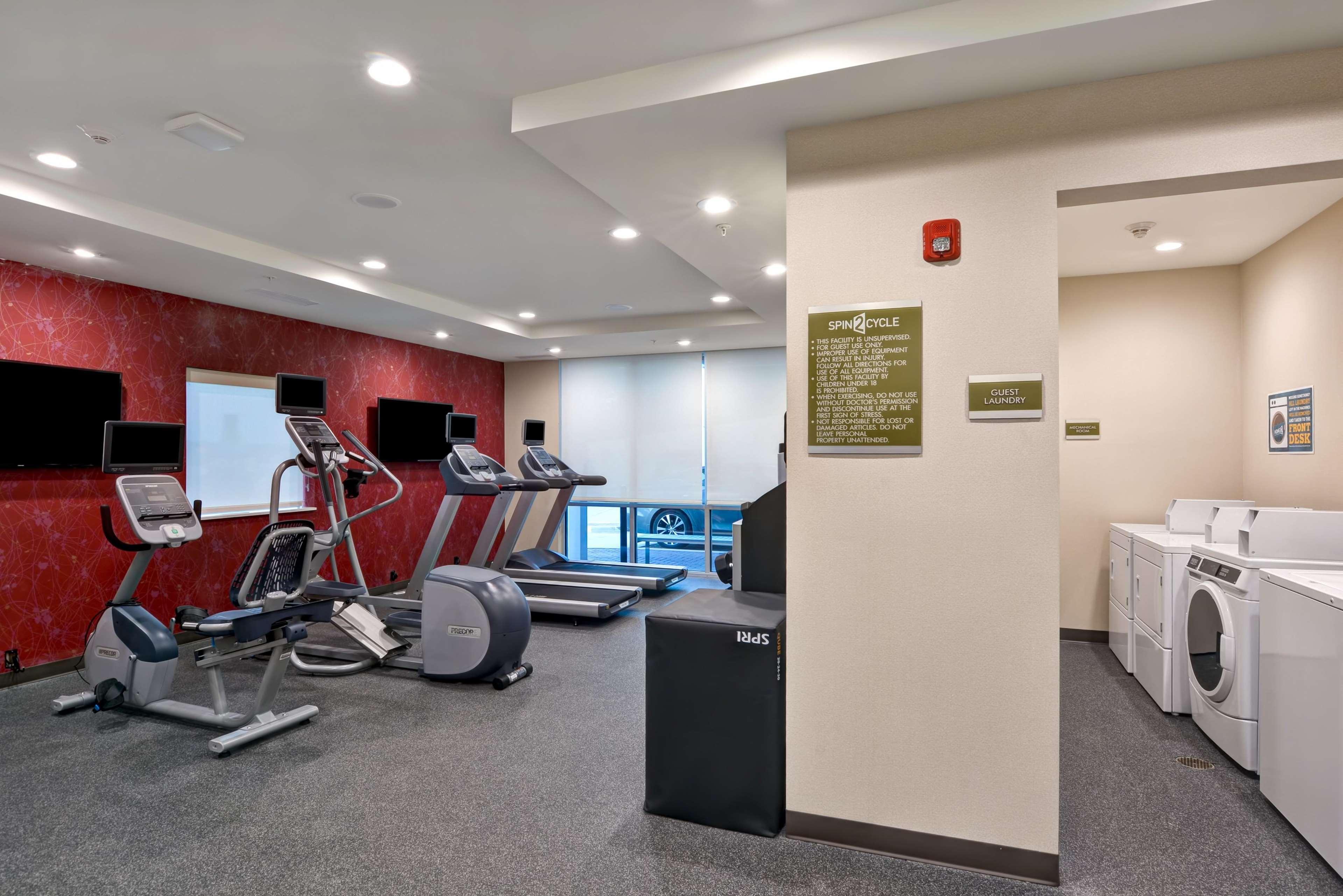 Home2 Suites By Hilton Hot Springs Exteriör bild