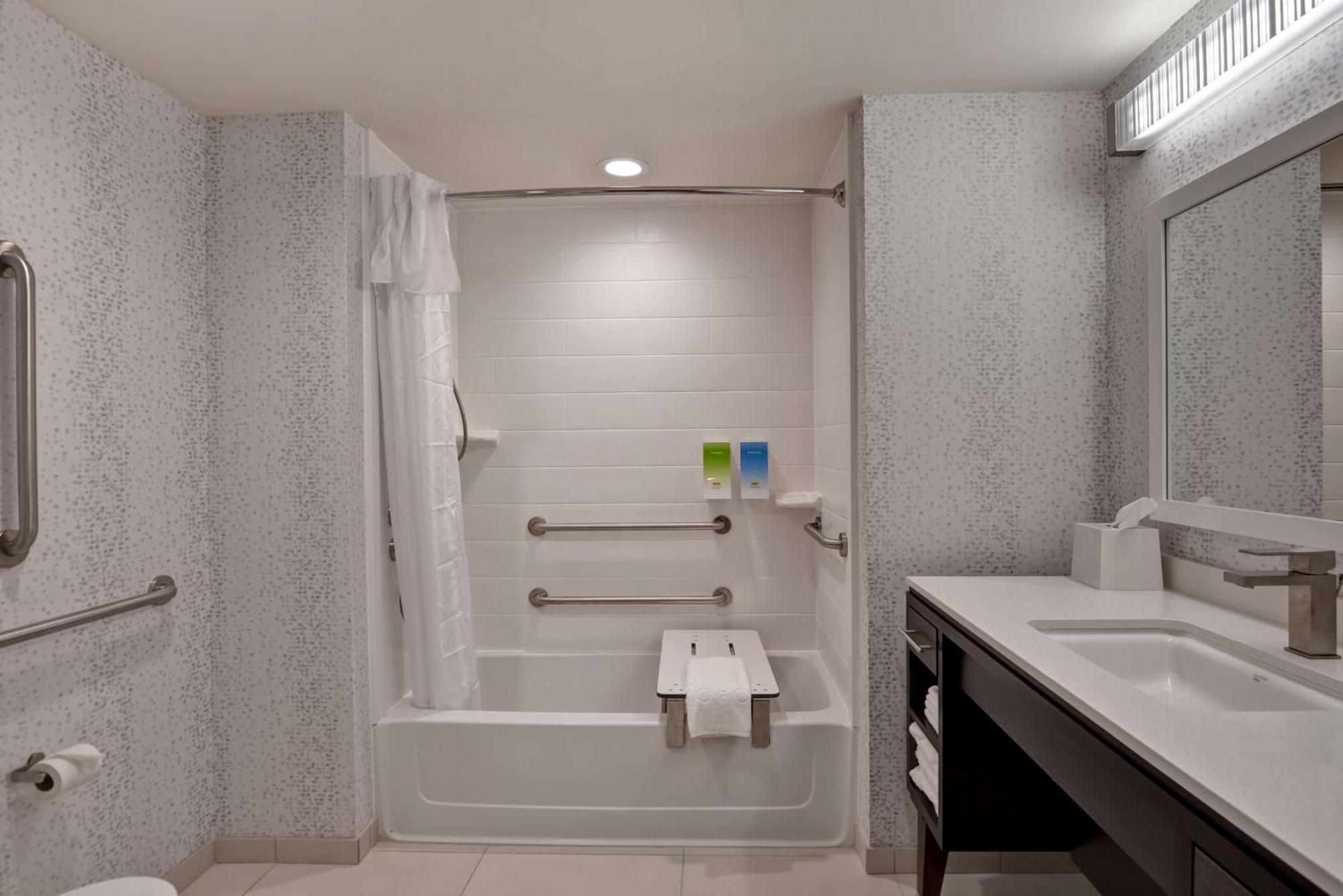 Home2 Suites By Hilton Hot Springs Exteriör bild